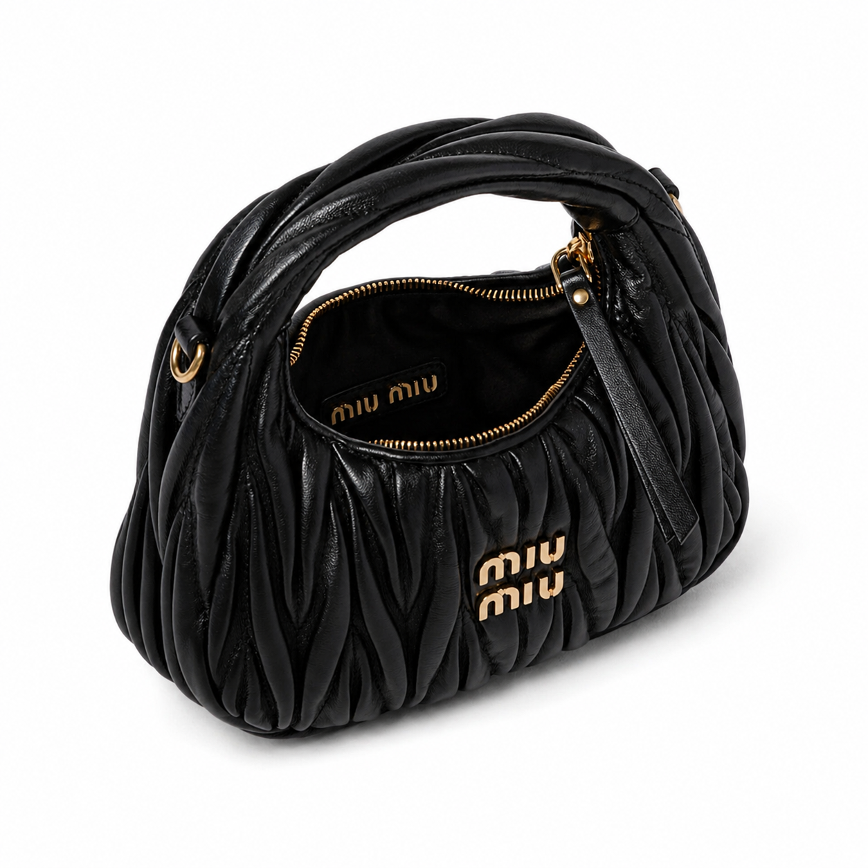 Miu Miu
mini Wander matelassé shoulder bag